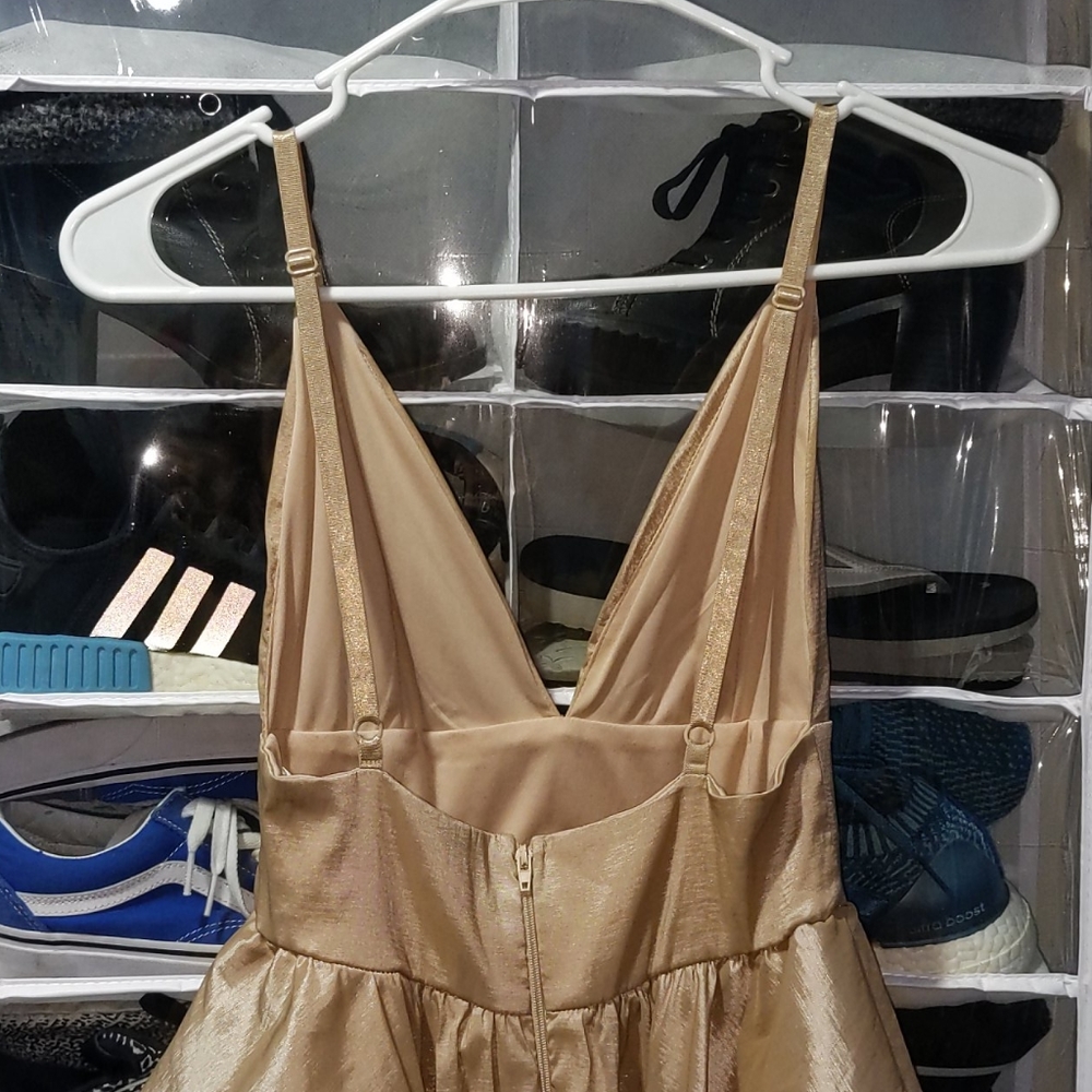 High-Low Dress - Picture 4 of 5